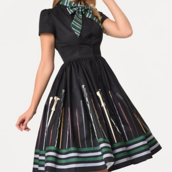 ISO Slytherin Wand Dress by Unique Vintage 2XL 18 - Picture 3 of 3
